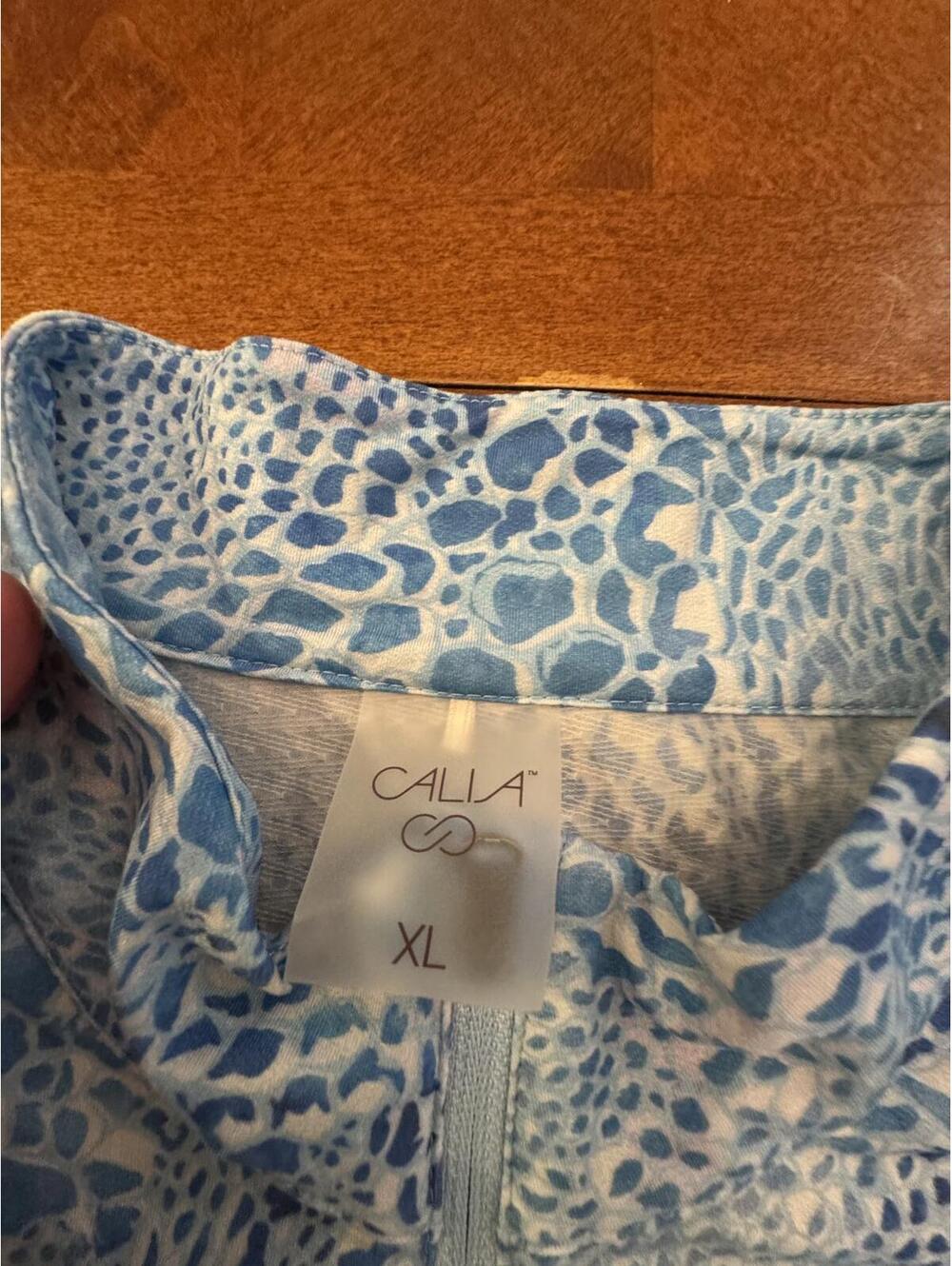 Calla XL Blue Patterned Long Sleeve Quarter Zip Pullover - Picture 2 of 6